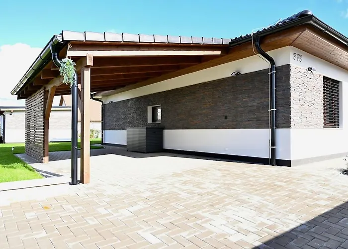 Pool&relax Mukařov *