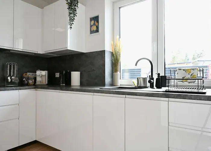 Pool & Relax Mukarov *