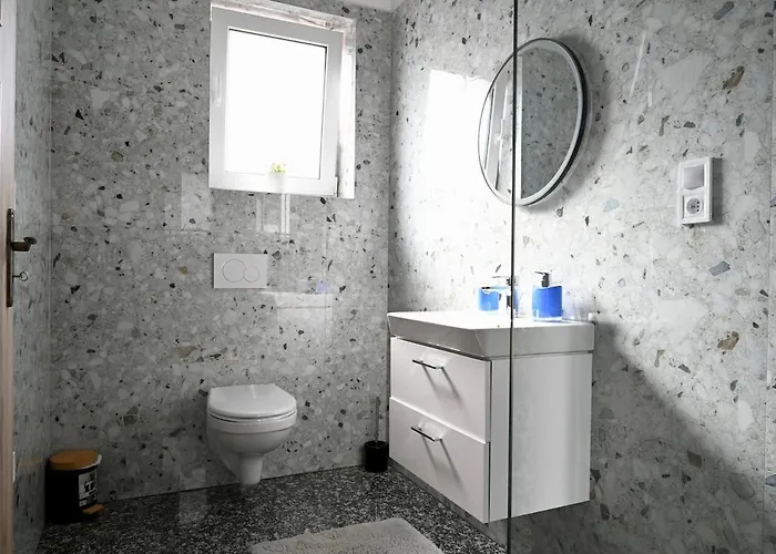 Pool&relax Mukařov *