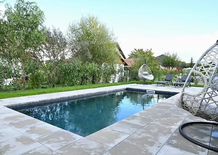 Prázdninový dům Pool&relax Mukařov