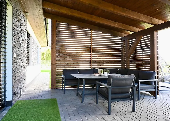 Pool&relax Mukařov *